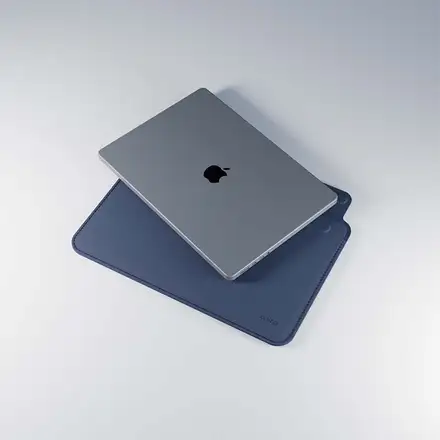 Epico TechGrain Sleeve pro Macbook Pro 13,3"/Air 13"/Air 13,6" - tmavě modrá