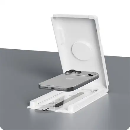 Devia ochranné sklo Van Series pro iPhone 17 - Black Frame