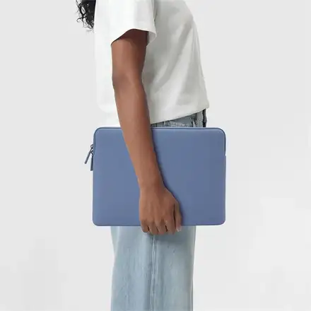 Pipetto pouzdro Classic Fit Sleeve pro Macbook Neo - Lavender