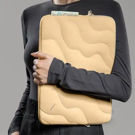 Tomtoc Terra Sleeve pro MacBook Air 13" (M2-M5)/Pro 13" - Duna Shade