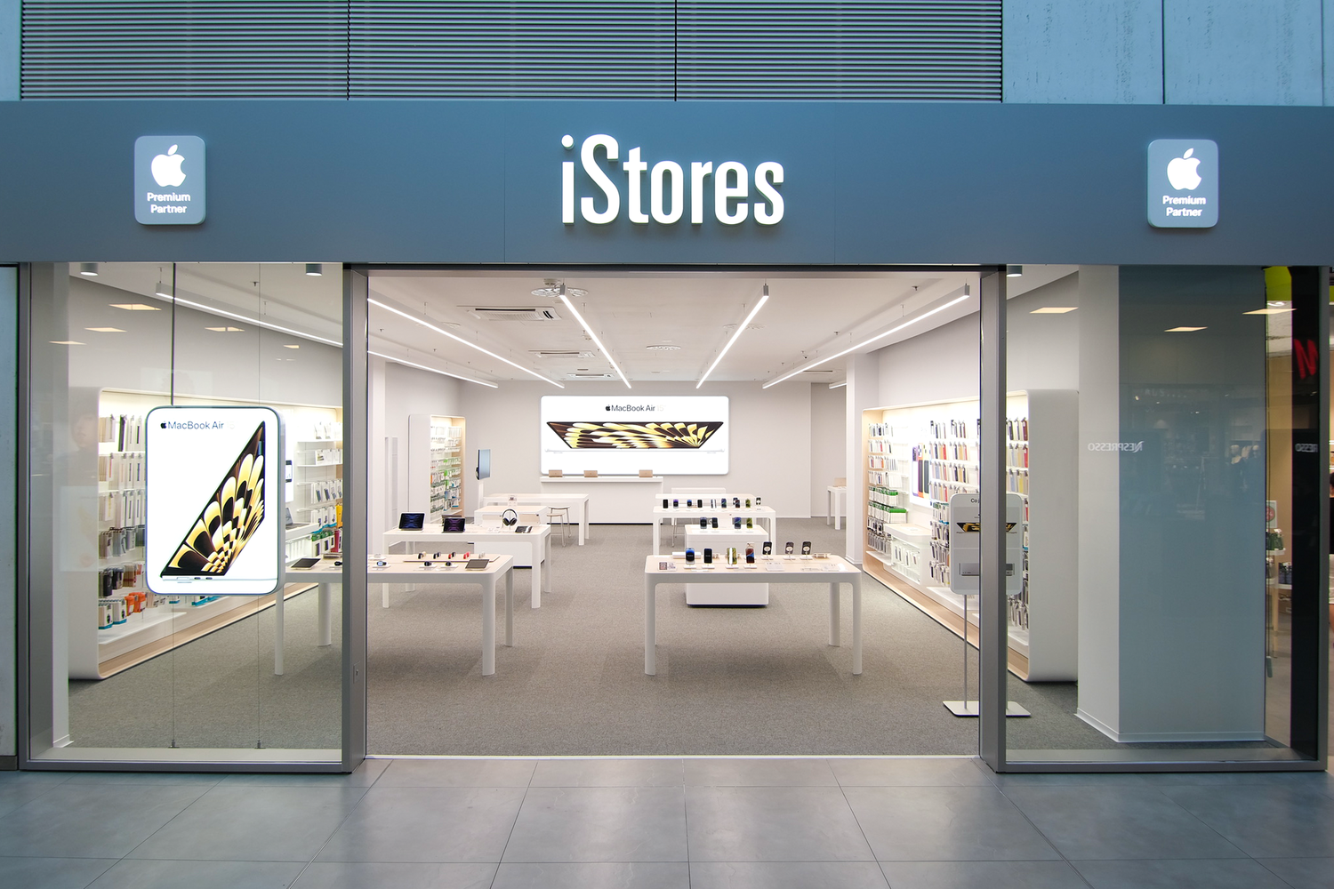 iStores Ostrava | Forum Nová Karolina