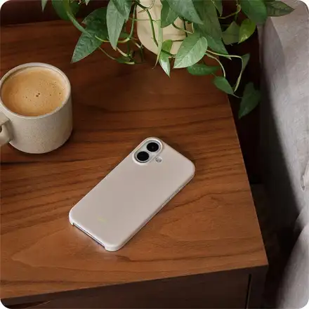 Apple Beats iPhone 17 Case with MagSafe and Camera Control - Lime Stone