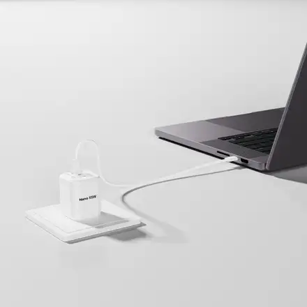 Cubenest PD GaN Nano adaptér 2x USB-C 65W - bílá