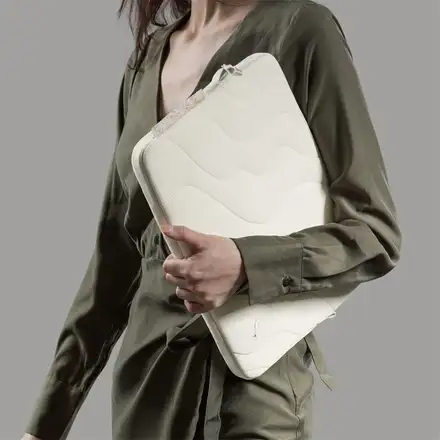 Tomtoc Terra Sleeve pro MacBook Air 13" (M2-M5)/Pro 13" - Snowberg