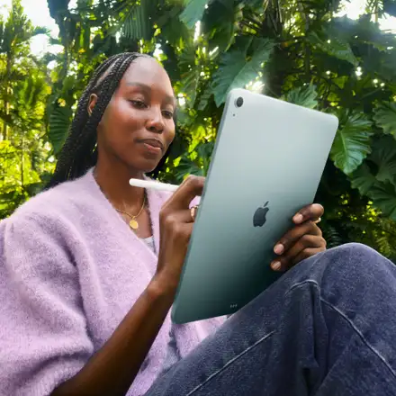 iPad Air 13" Wi-Fi + Cellular 512GB Vesmírně šedý (2026)