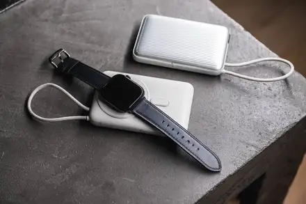 Epico UltraPack 4in1 10000mAh Watch Mag+ bezdrátová powerbanka EM68 - šedá