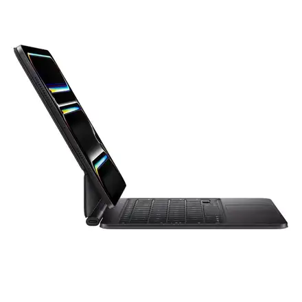 Apple Magic Keyboard pro iPad Pro 11" (M5/M4) - Česká - Černá