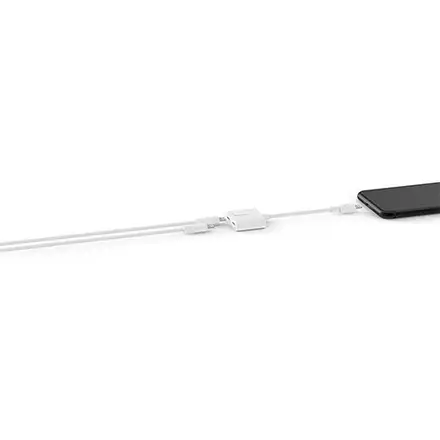 BELKIN Lightning Audio + Charge Rockstar