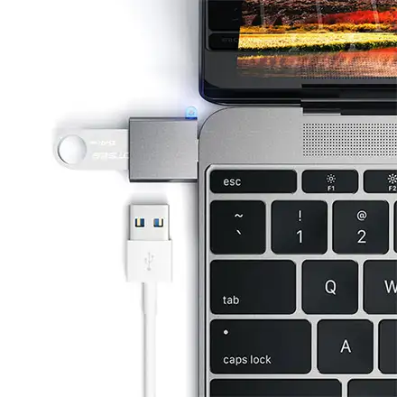 Satechi adaptér USB-C to USB 3.0-Space Gray Aluminium