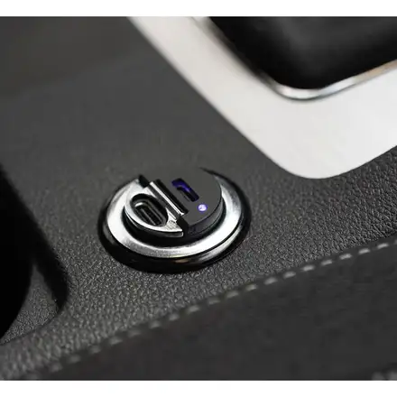 FIXED Autonabíječka s 2x USB-C výstupem, PD30W - černá